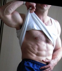 natural bodybuilder abs
