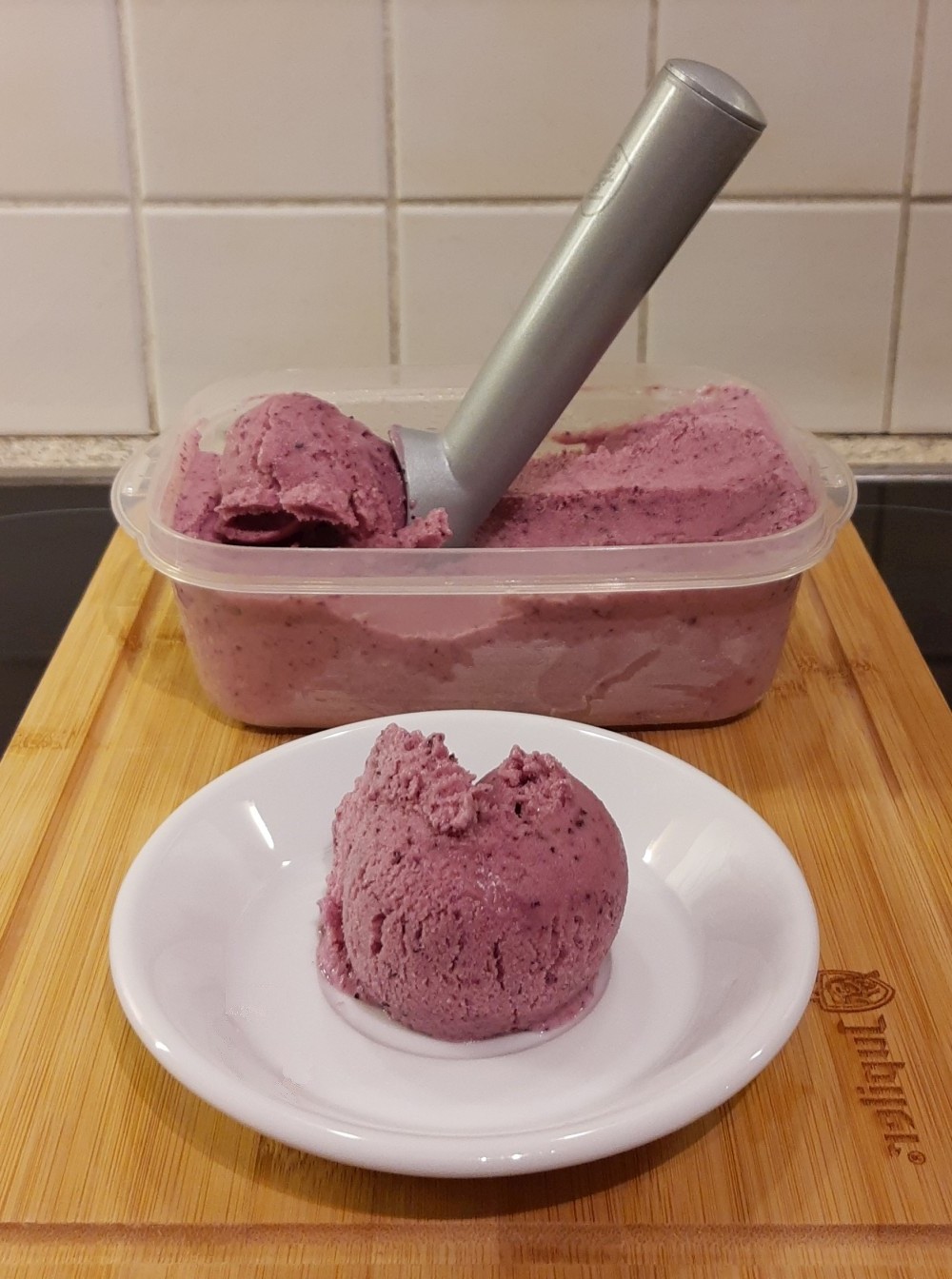 True Natural Protein Ice Cream: Blueberry Strawberry